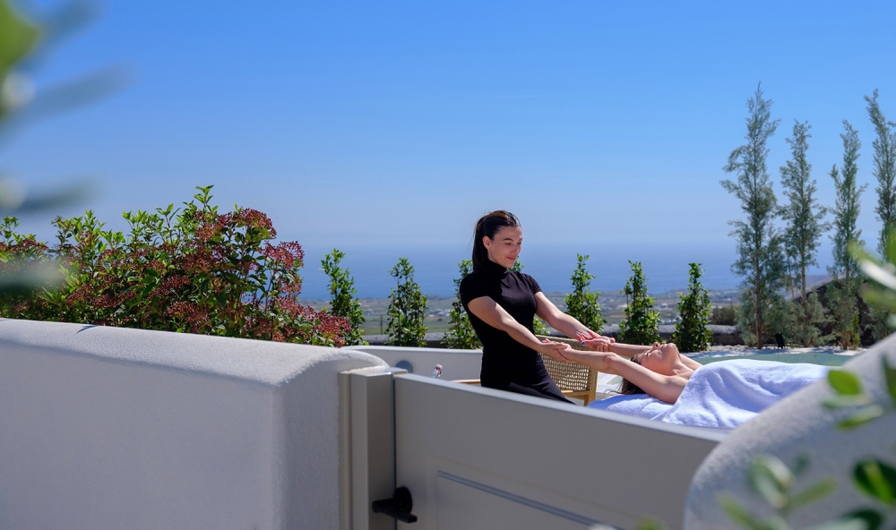 Private Wellness Retreat - Avelora Suites