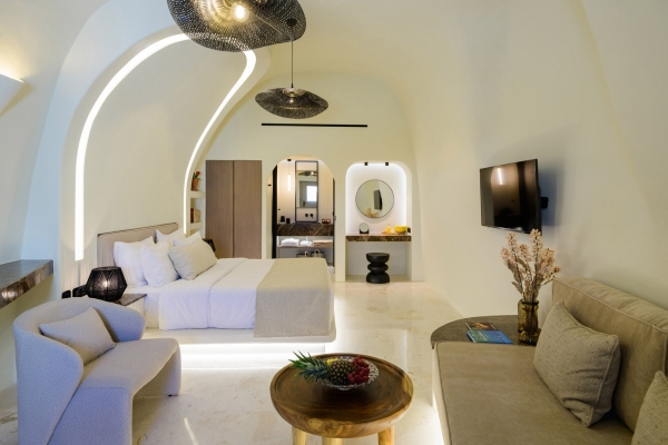 Executive Suite with Heated Plunge Pool and Sea View - Accommodation